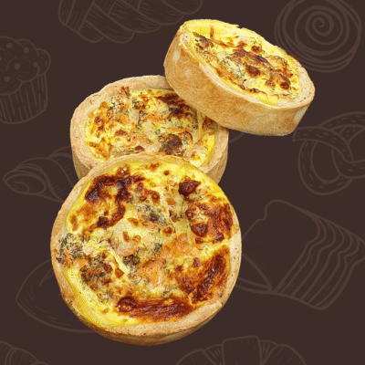 Lämminsavukirjolohi-katkarapu quiche